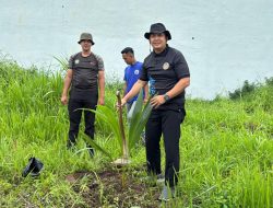 Dukung Program Menteri IMIPAS, Lapas Narkotika Bandar Lampung Optimalkan Lahan dengan Tanam Pohon Kelapa